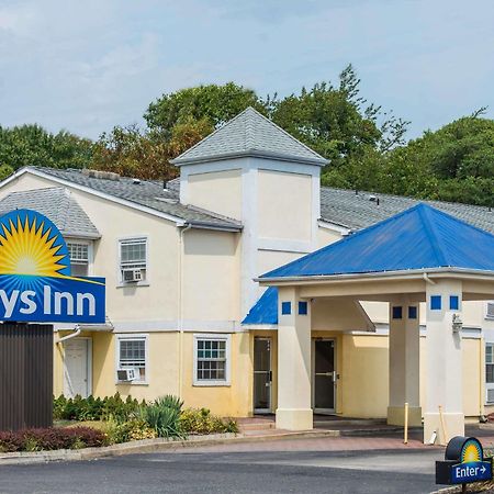 Days Inn By Wyndham Berlin Voorhees מראה חיצוני תמונה