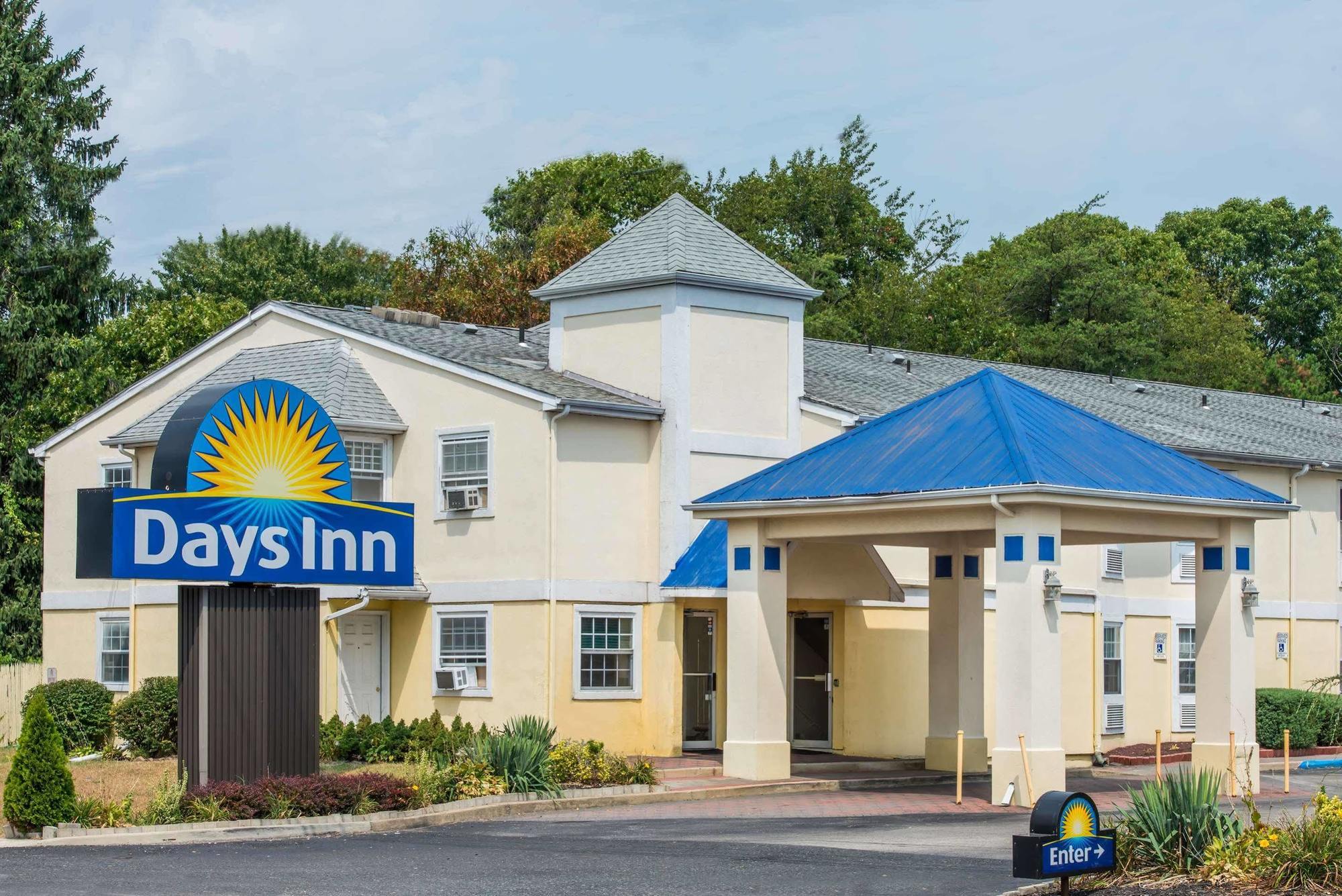 Days Inn By Wyndham Berlin Voorhees מראה חיצוני תמונה